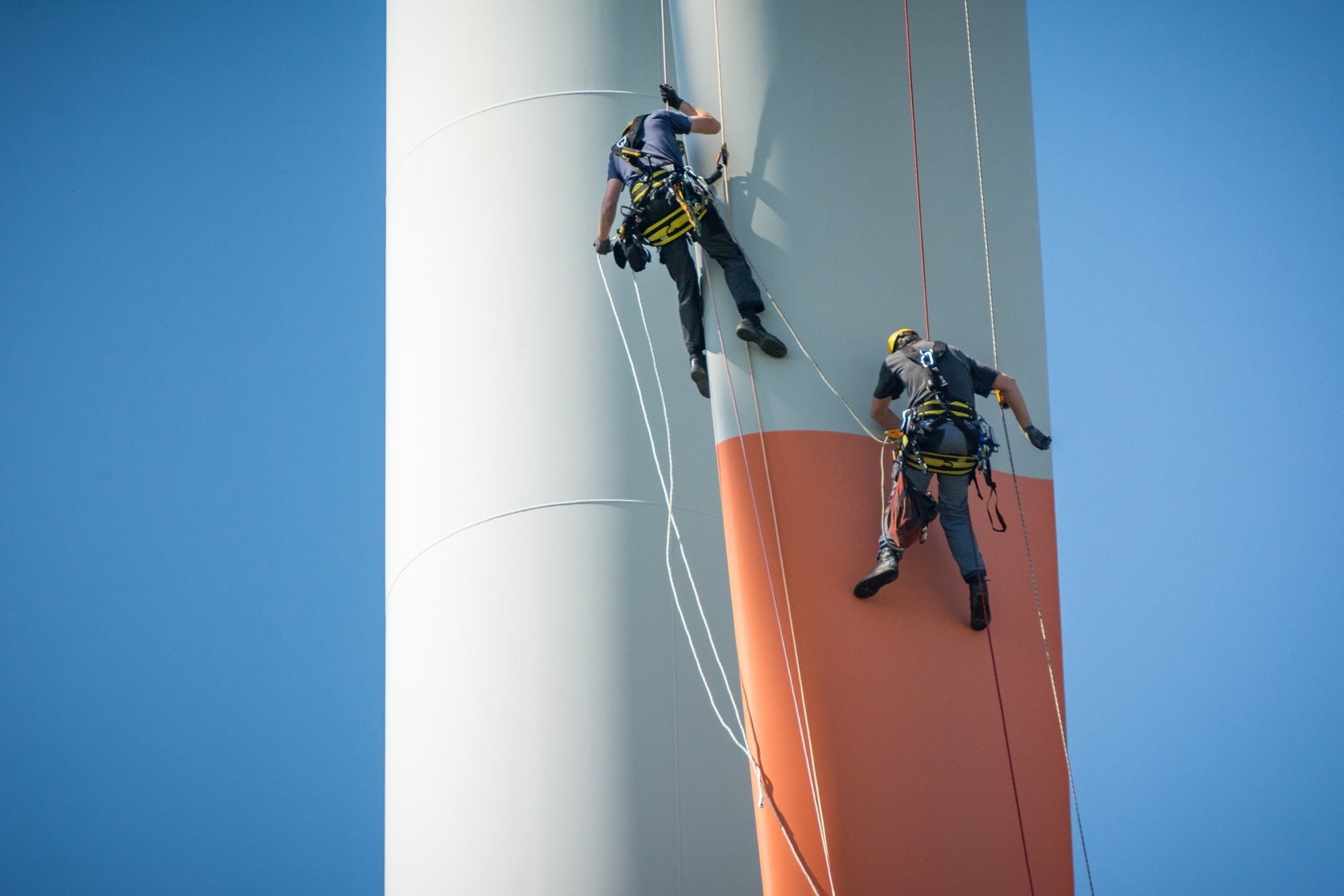 North American firms join to focus on safety as the wind turbine